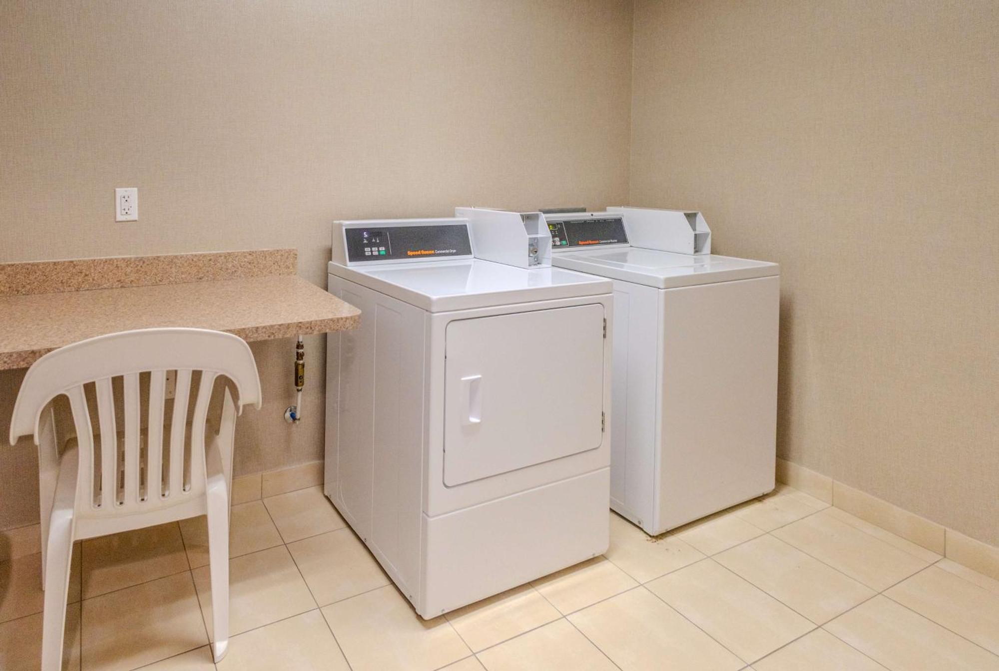 Hampton Inn & Suites By Hilton Seattle/Kent Esterno foto