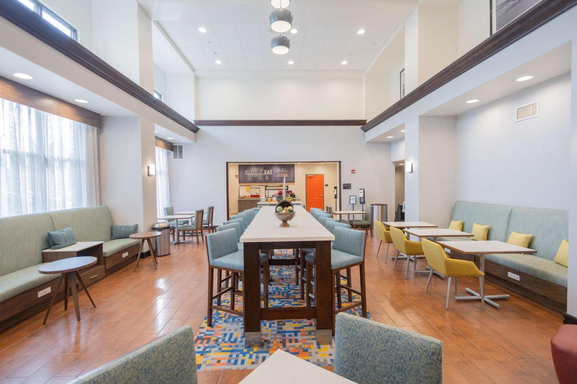 Hampton Inn & Suites By Hilton Seattle/Kent Esterno foto